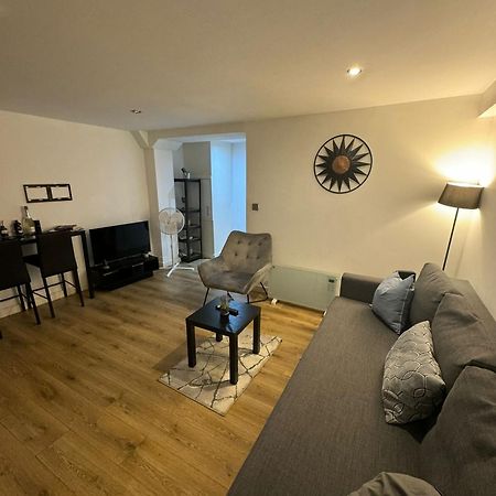 Cozy Two Bedroom Apartment Sleeps 6 Near Camden Market Hw10 런던 외부 사진